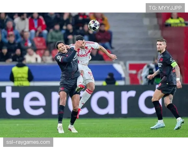 因莫比莱不停球射门扩大比分，巴黎FC2-0领先摩纳哥